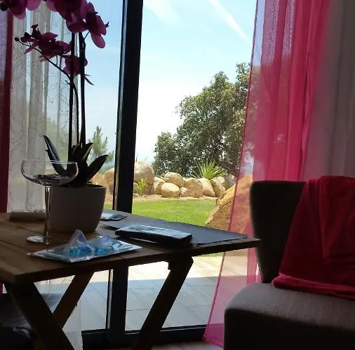 בית כפרי Casa Atman מונצ'יק